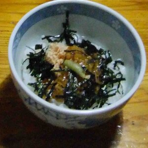 鮭となめ茸のお茶漬け